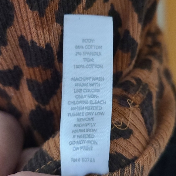 VS Ribbed Cheetah Tank - Picture 6 of 10